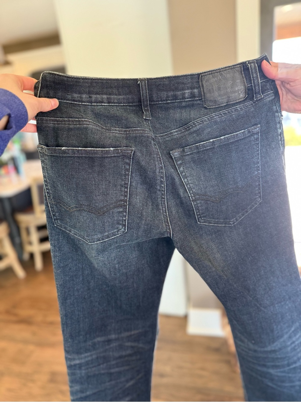American Eagle Outfitters Men's Straight Jeans — Charcoal Black Wash